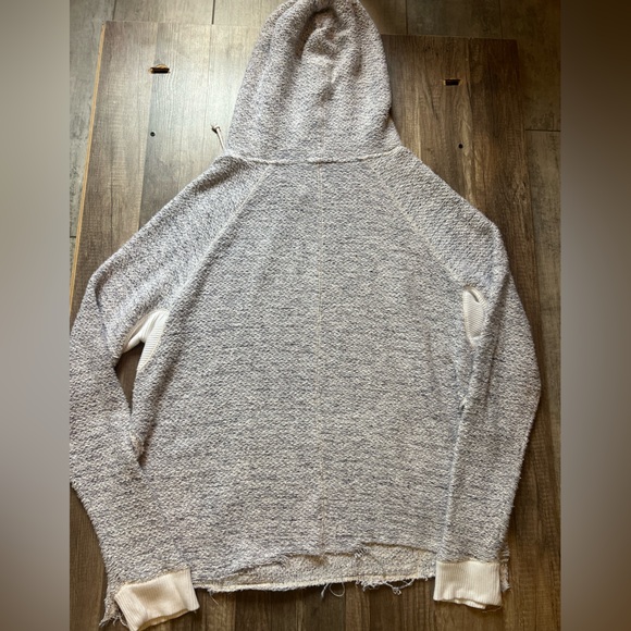 Free People Knitt Gray Hooded womens Sweater Sz Large - Picture 5 of 5